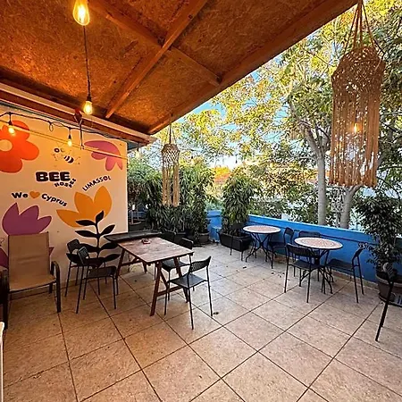 Bee Hostel